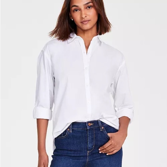 Gloria Vanderbilt Tops - NWT Gloria Vanderbilt Vintage White Monogram Button Down